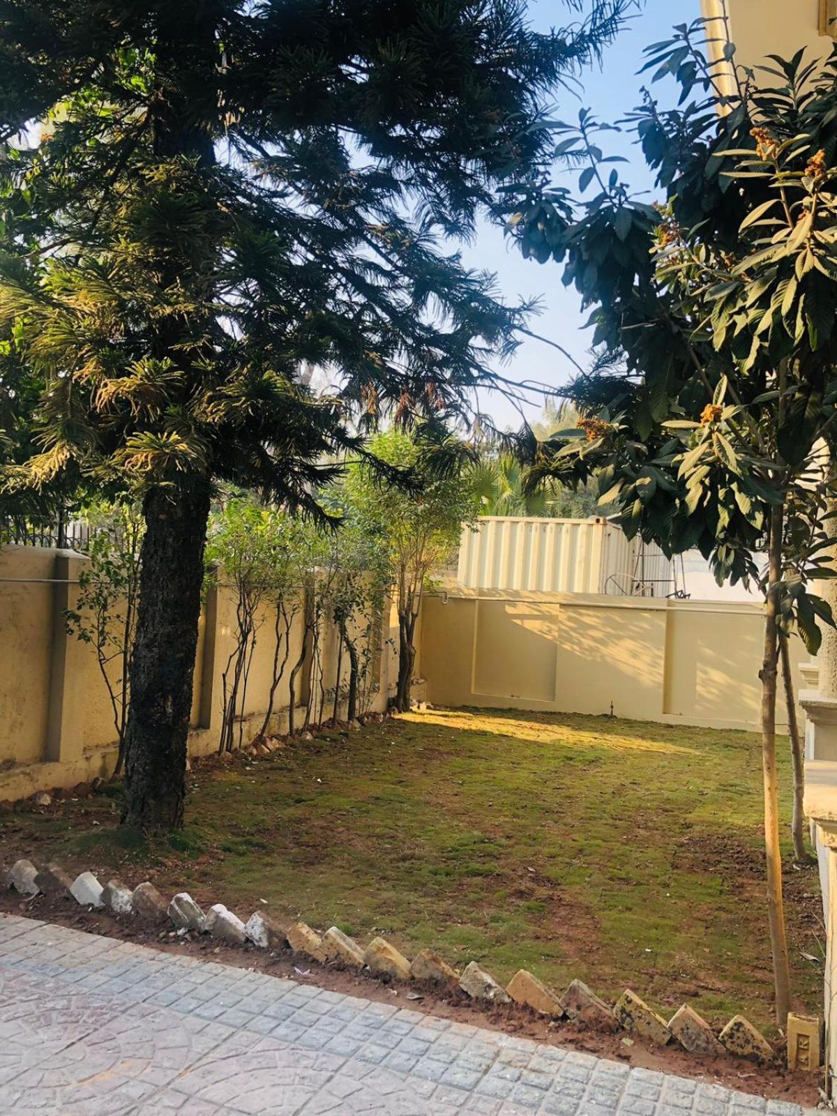 Royal Executive Hotel Islamabad Exterior foto